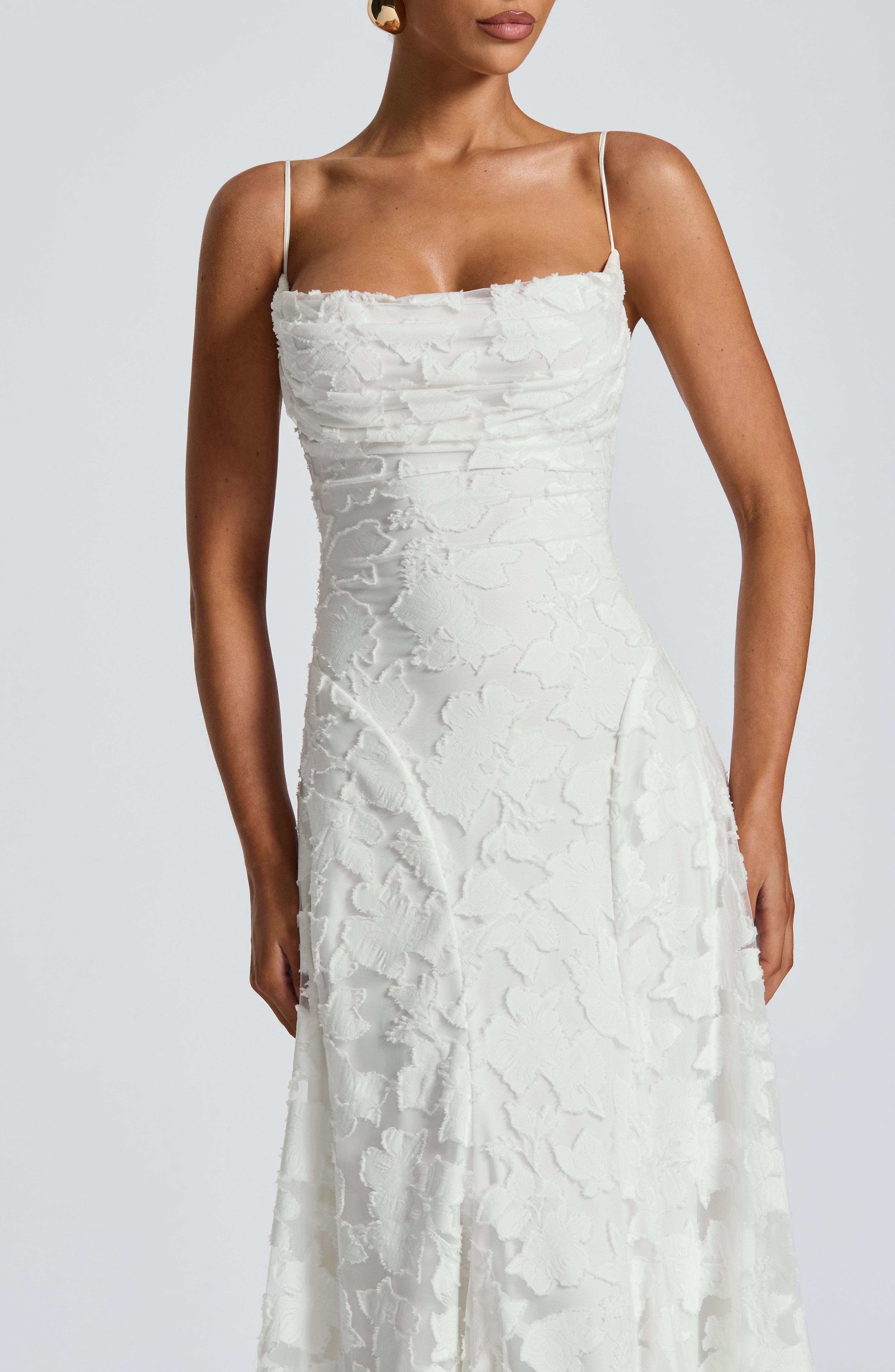 Lucina | Eleganza senza tempo